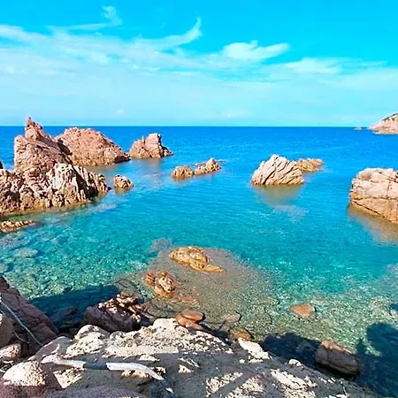 Hotel apartamentowy Isa-residence In Costa Paradiso, With Private Outdoor Area