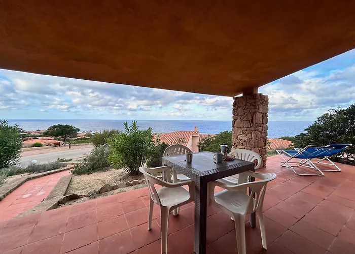 Isa-residence In Costa Paradiso, With Private Outdoor Area 3* コスタ・パラディーゾ