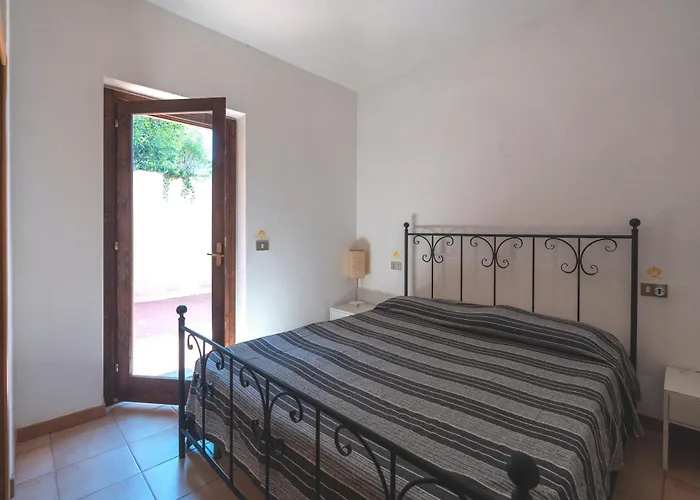 Apart-hotel Isa-residence In Costa Paradiso, With Private Outdoor Area
